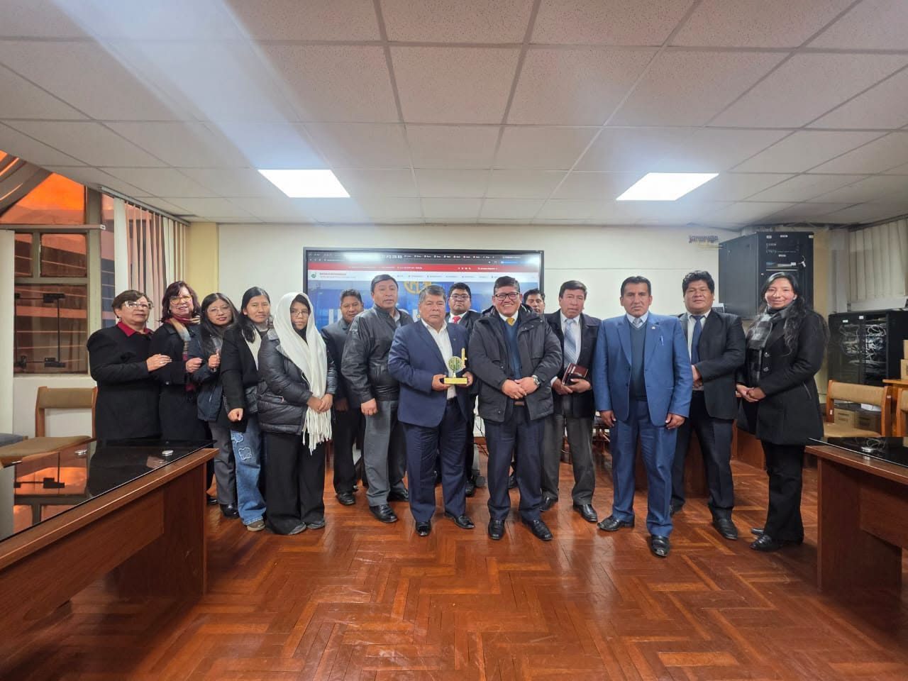 Cooperacion de Escuela de Posgrado de la UNA Puno fortalece vínculos de cooperación con la Universidad Nacional de Moqueguaón institucional